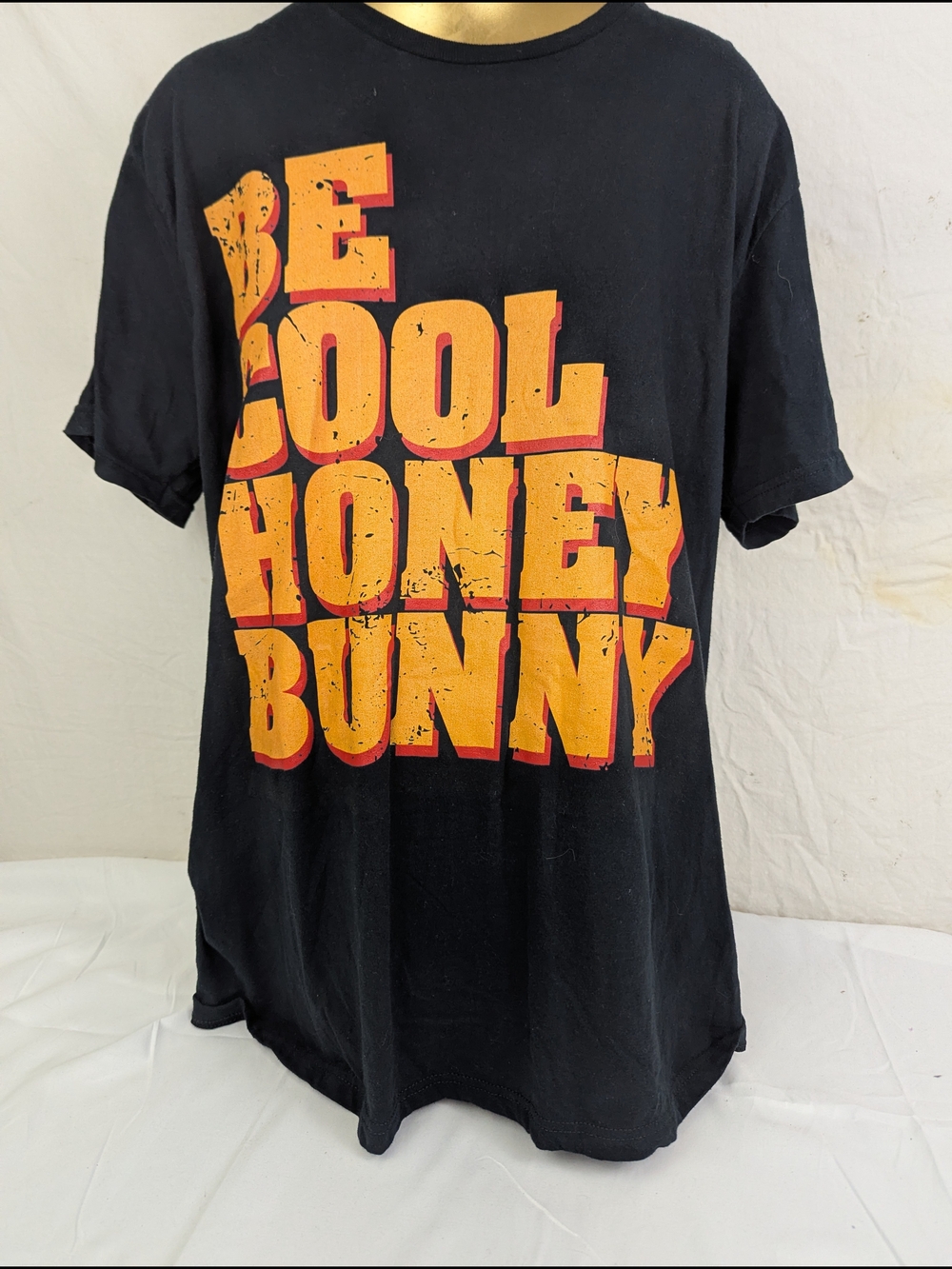 Pulp Fiction Be Cool Honey Bunny Black T-Shirt With Orange Graphics Large